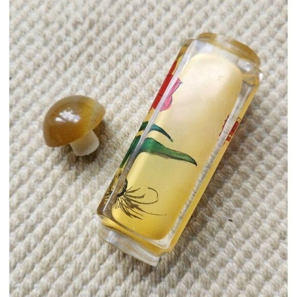 Chinese Glass Interior Hand Painted Snuff Bottle Red Amaryllis Flower with Top - Picture 4 of 6